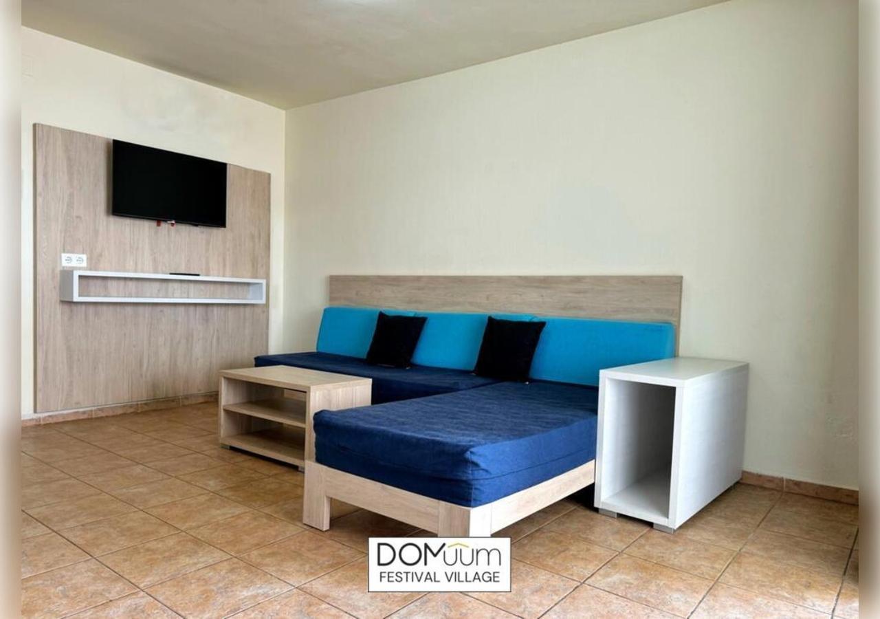 Domuum Holidays - Festival Village Salou Eksteriør billede